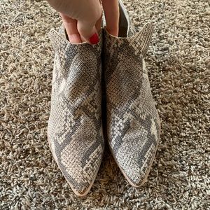 Dolce vita boots